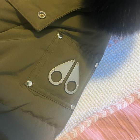 Moose Knuckles boys jacket amazing condition - Picture 1 of 7